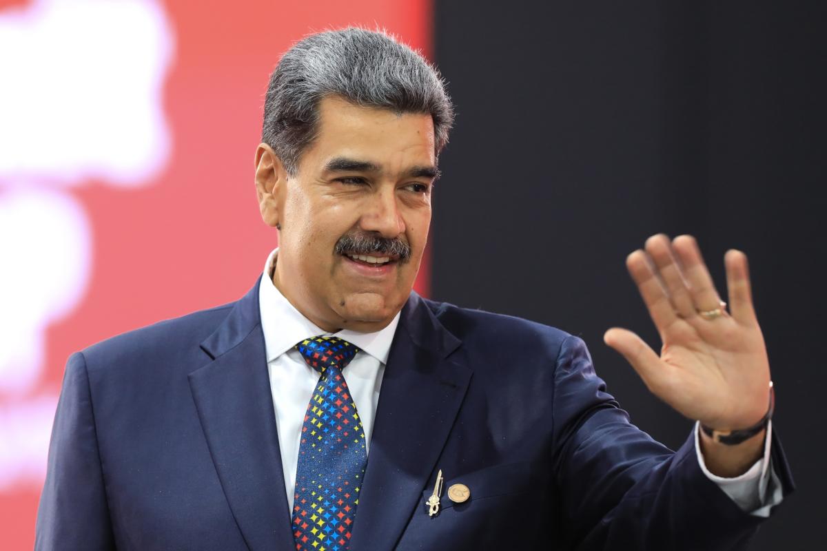 maduro-dice-que-conformo-equipo-de-asesores-para-pensar-una-«gran-reforma-constitucional»