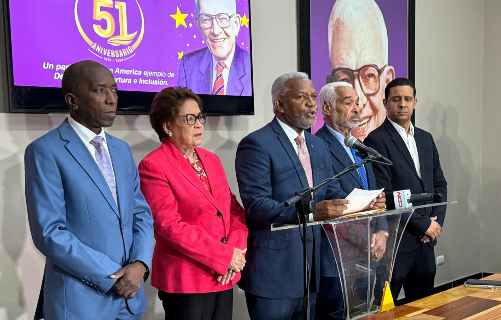 pld-advierte-con-fusion-minerd-y-mescyt-“gobierno-pone-en-peligro-la-educacion”