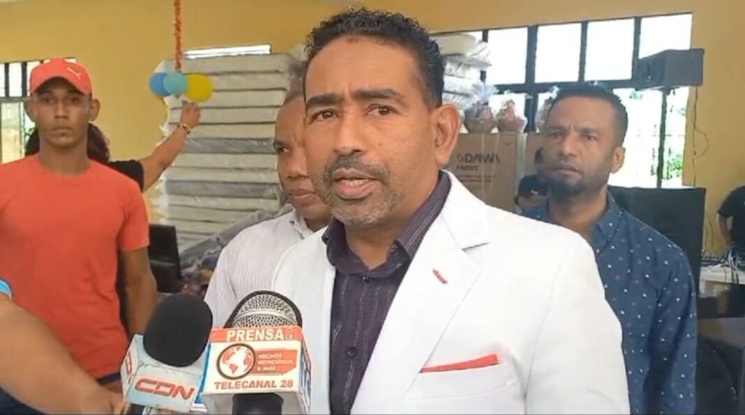 locutores-piden-al-gobierno-continuar-programa-de-pensiones-para-sus-miembros