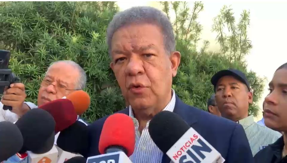 leonel-fernandez-pide-al-gobierno-aclarar-el-decomiso-de-9.8-toneladas-de-droga-en-caucedo
