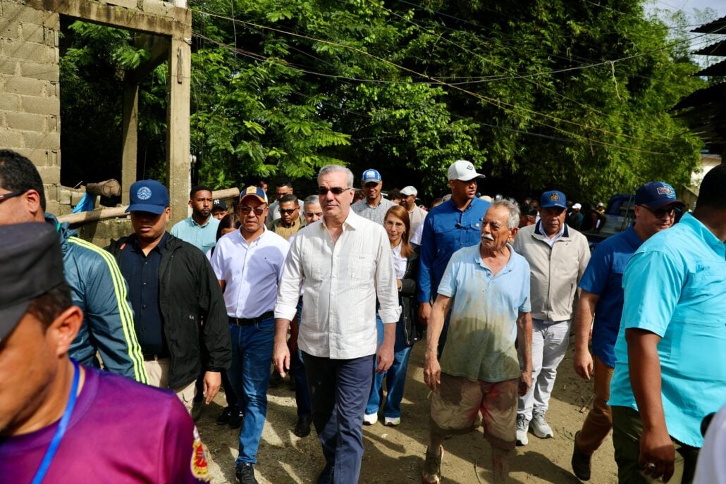 abinader-recorre-zonas-afectadas-por-lluvias-en-puerto-plata