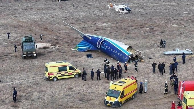 ucrania-acusa-a-rusia-de-derribar-avion-que-dejo-38-muertos-en-kazajistan