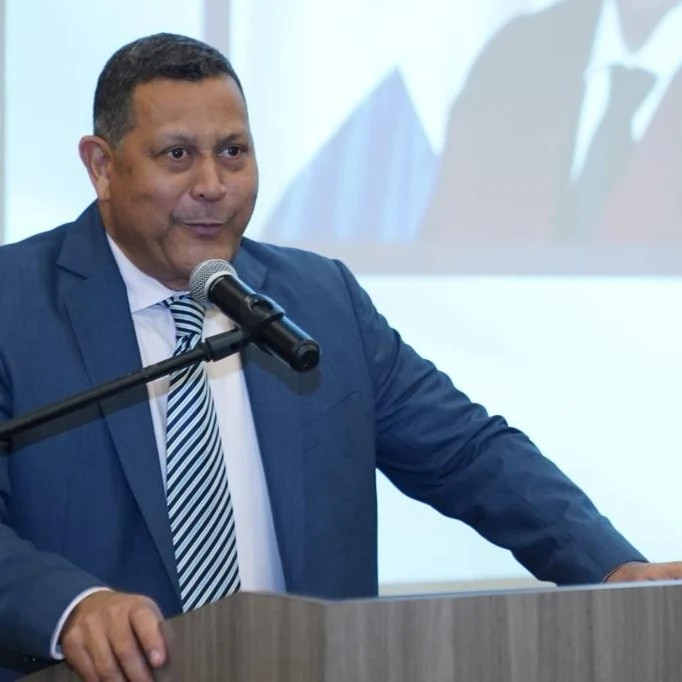 alcalde-de-samana-dice-llevaran-raciones-alimenticias-hasta-en-“botes”-a-comunidades-incomunicadas