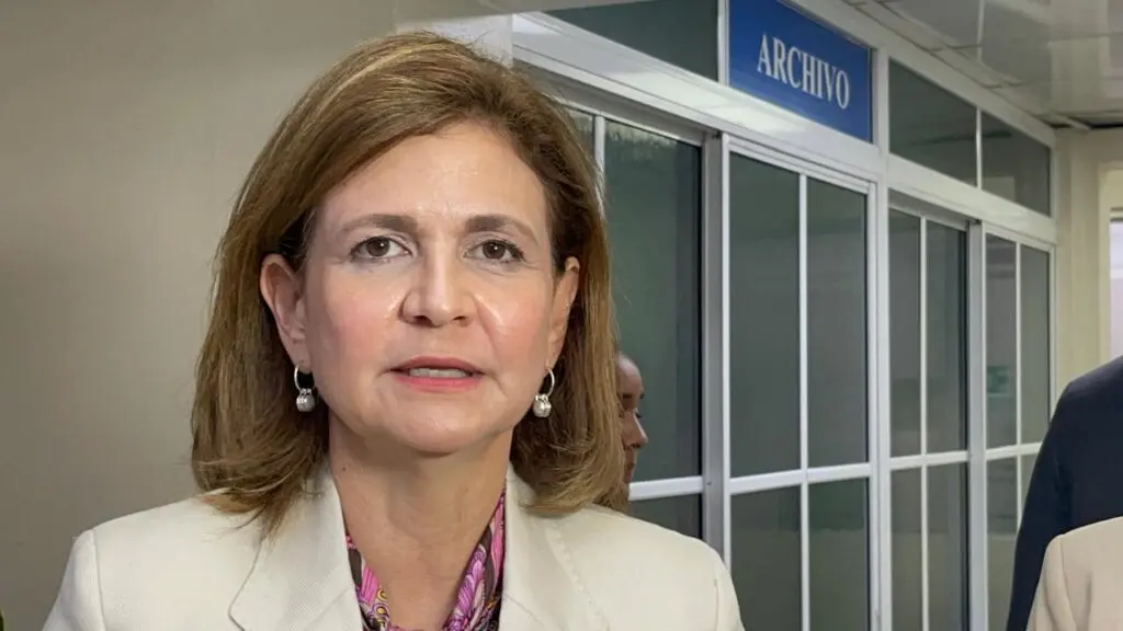 vicepresidenta-raquel-pena-aboga-por-mayores-sanciones-a-quienes-venden-alcohol-a-menores