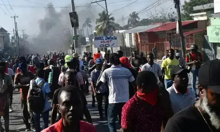 la-policia-de-haiti-promete-lucha-«vehemente-e-implacable»-contra-las-bandas-armadas