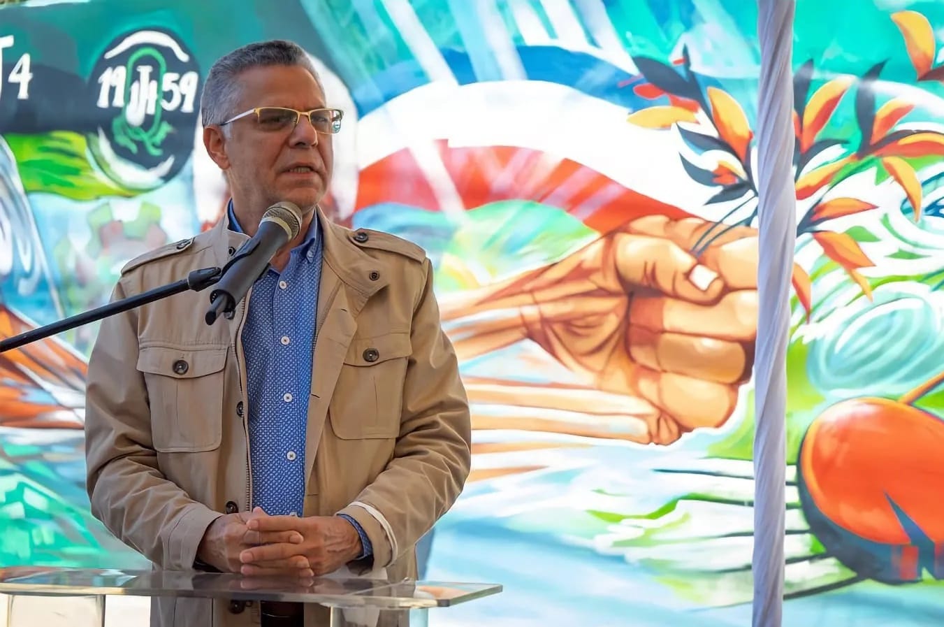 veinte-diputados-de-la-provincia-santo-domingo-apoyan-resolucion-que-reconoce-trayectoria-artistica,-cultural-y-politica-de-manuel-jimenez