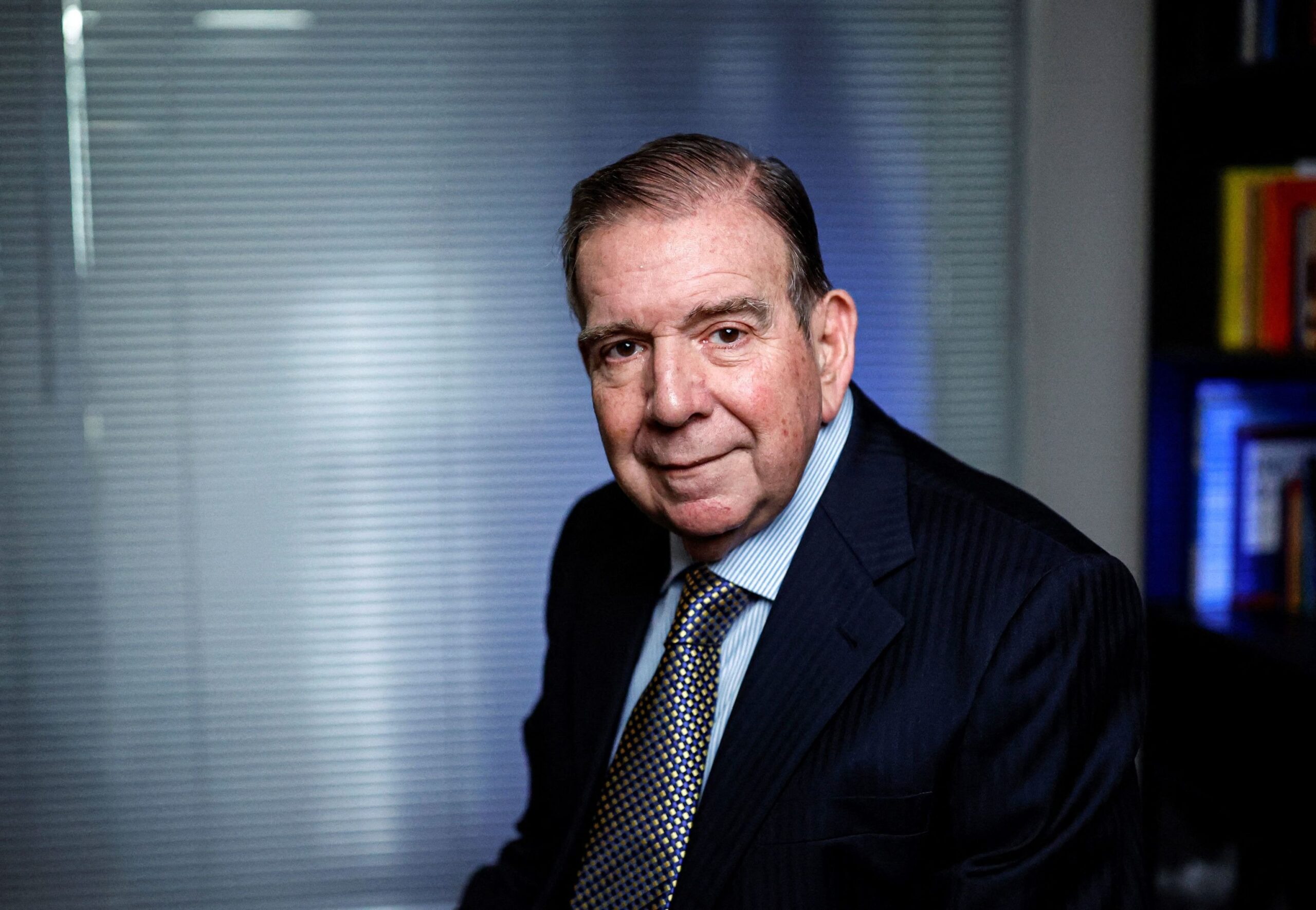 edmundo-gonzalez-sale-de-republica-dominicana;-se-desconoce-su-destino