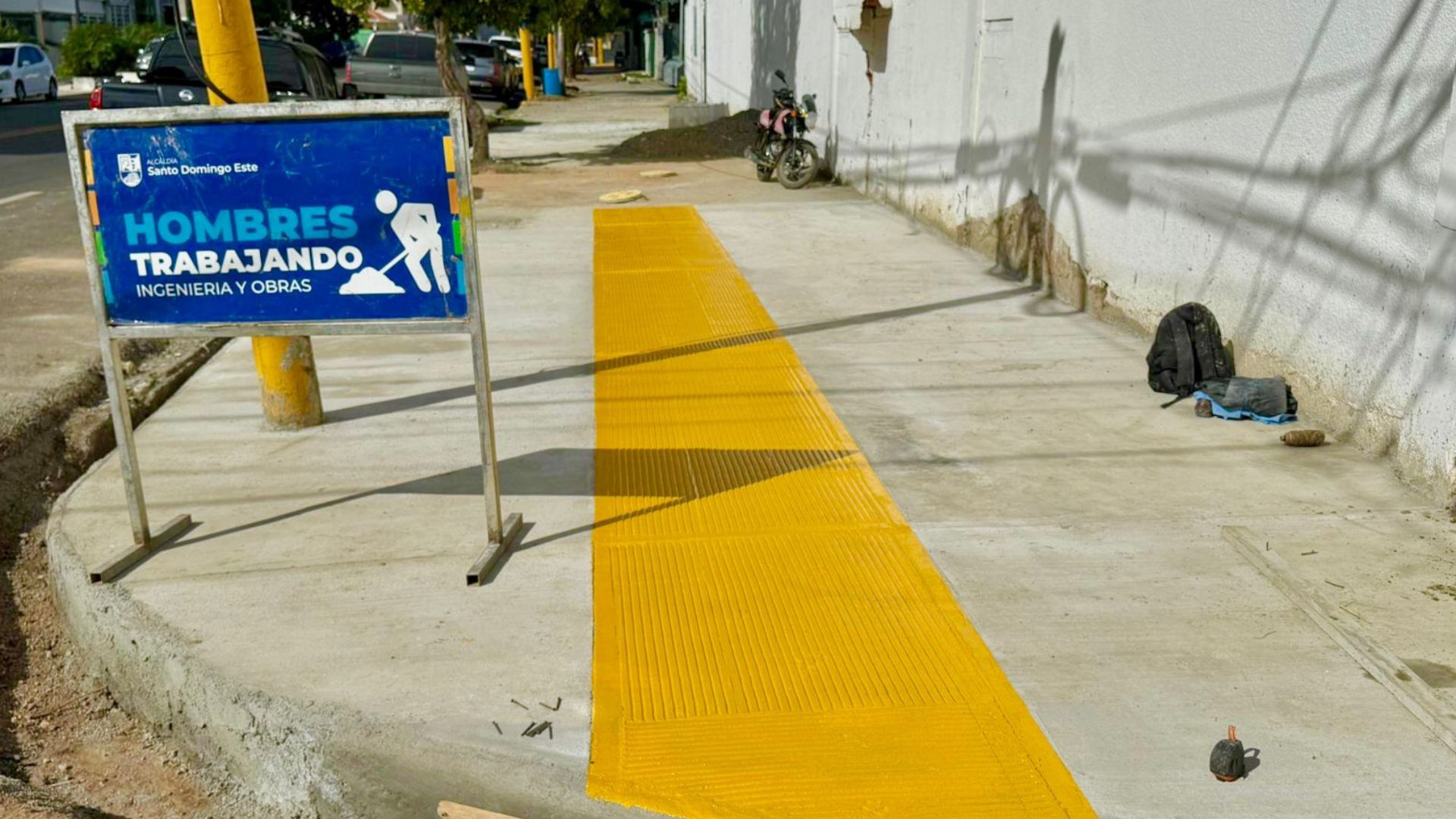 inician-construccion-de-aceras-inclusivas-en-santo-domingo-este