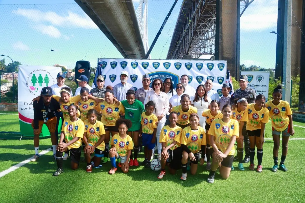 la-cienaga-fc-gana-copa-futbol-femenino-sub-15-policia-nacional