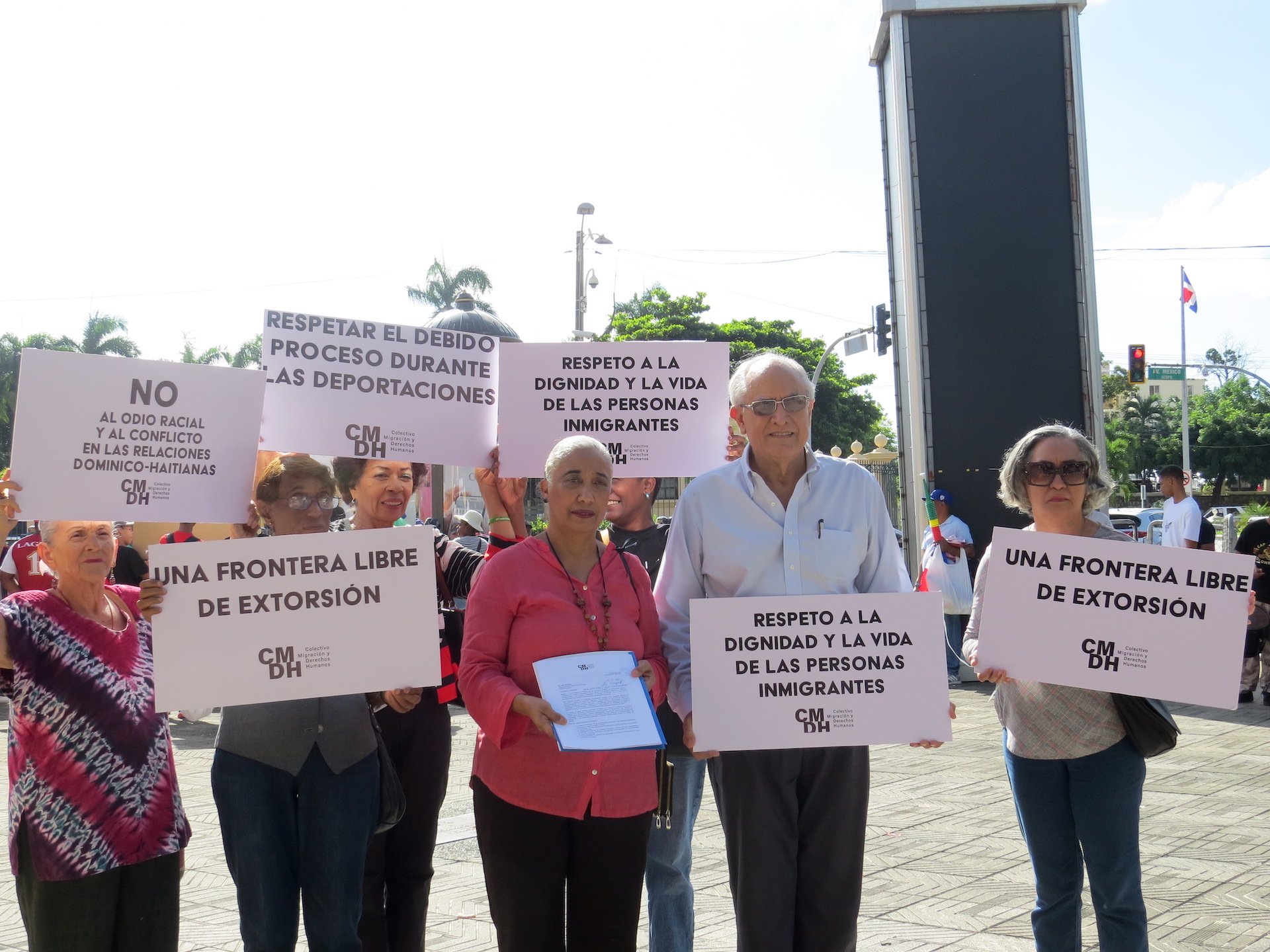 exigen-cese-de-discurso-de-«odio»-en-contra-de-migrantes-haitianos