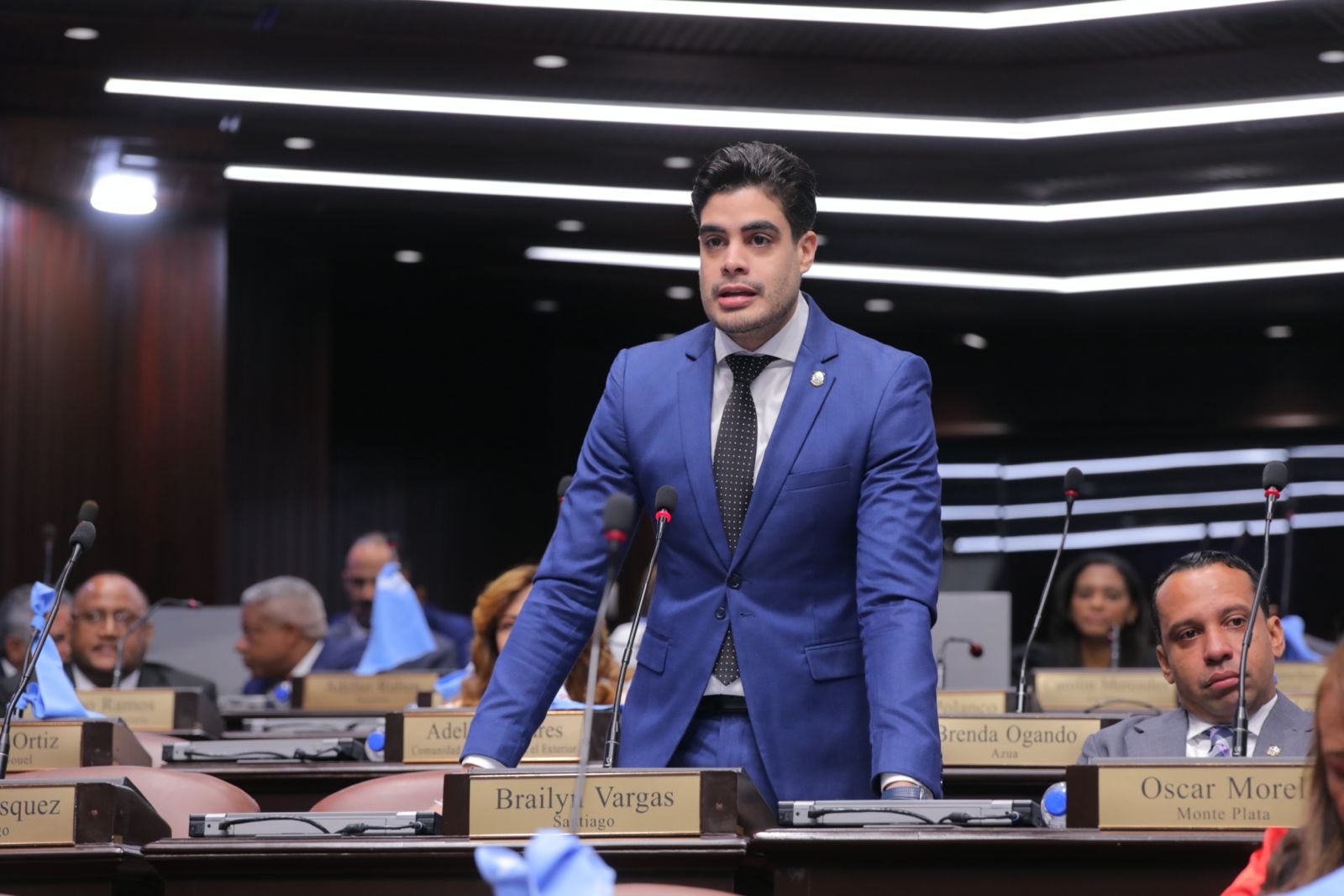 bray-vargas-llama-legisladores-a-tomar-acciones-ante-aumento-de-migracion-haitiana
