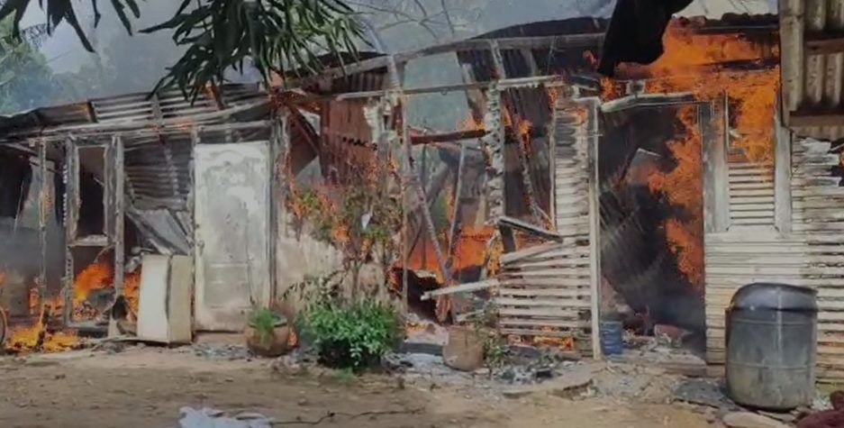 video:-incendio-destruye-dos-viviendas-en-las-terrenas;-familias-necesitan-ayuda