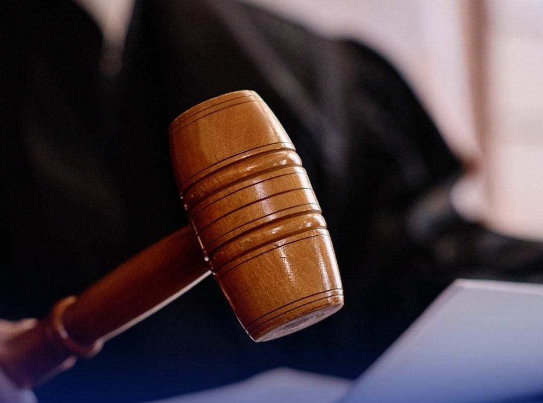 10-anos-de-prision-a-dos-hombres-por-estafas-de-mas-de-rd$10.6-millones 