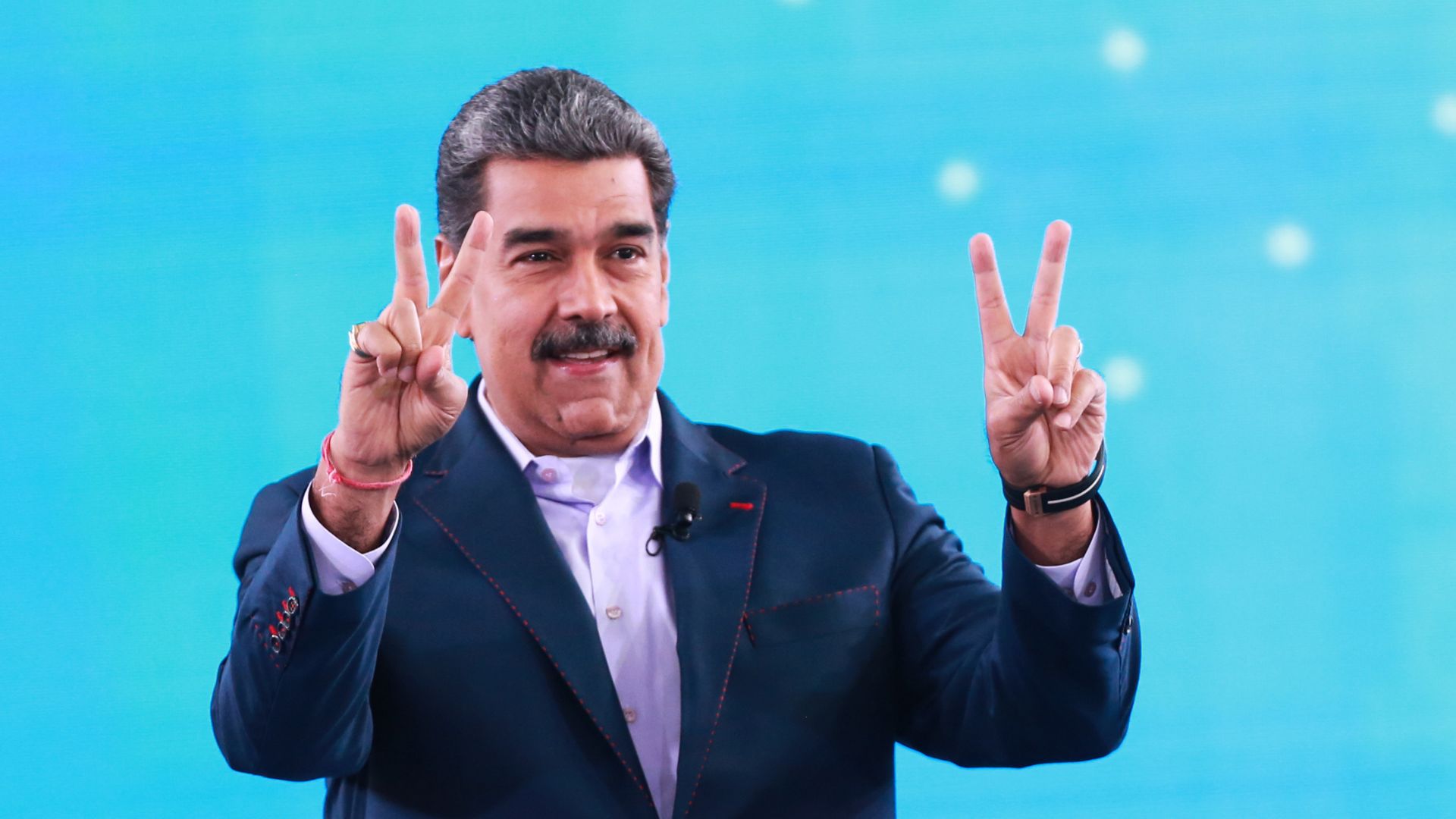 maduro-ordena-a-eeuu.-levantar-bloqueo-economico-contra-cuba 
