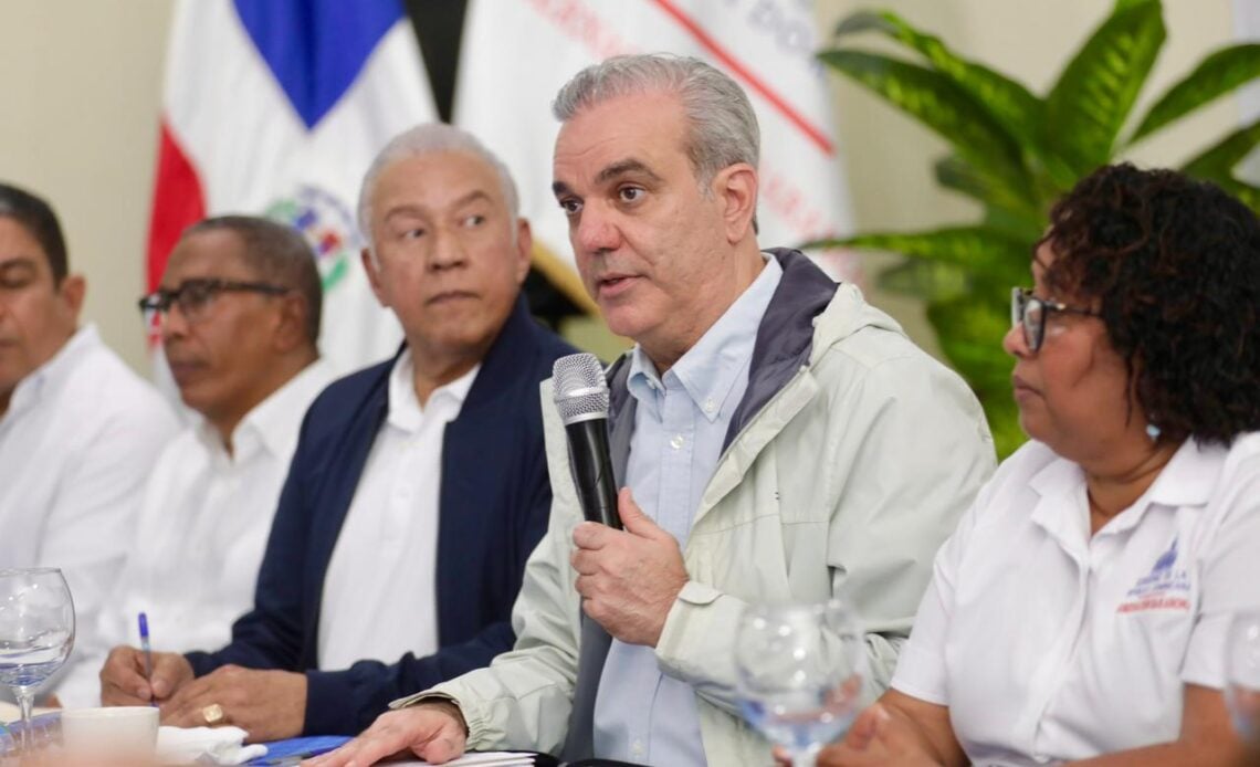 video:-abiander-anuncia-apoyo-a-familias-y-productores-afectados-por-el-huracan-melissa
