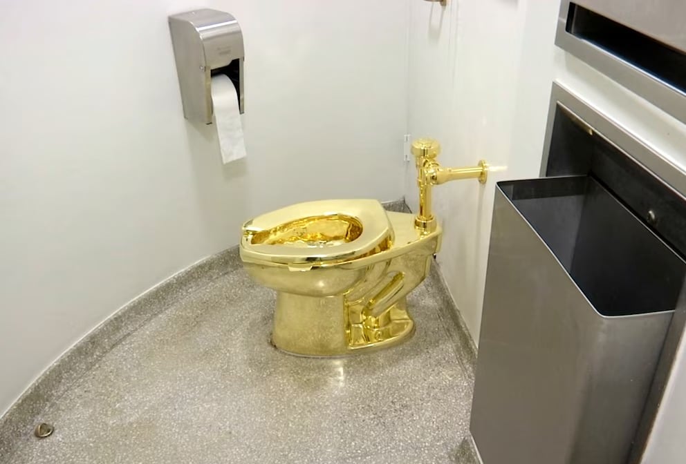 ¡a-subasta!-el-inodoro-de-oro-que-estara-en-10-millones-de-dolares
