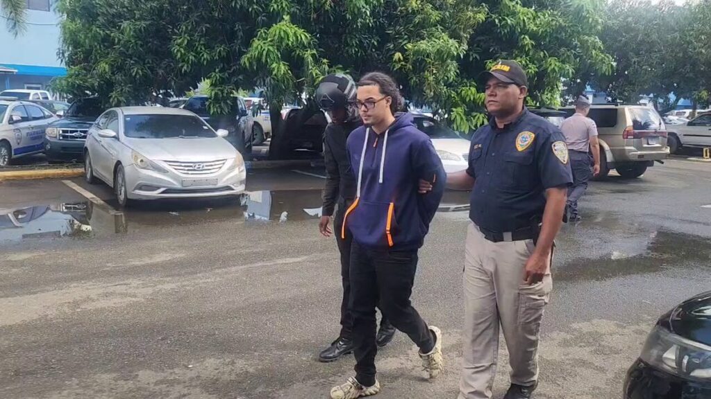 esta-bajo-arresto-joven-que-baleo-a-nina-en-capotillo