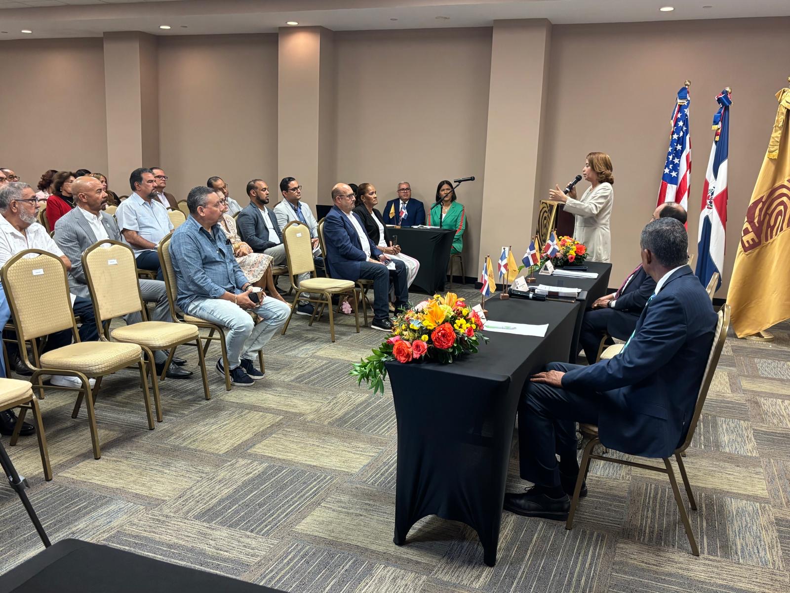 jce-recibe-propuestas-de-aspirantes-a-miembros-de-las-oclee-en-puerto-rico,-orlando-y-miami