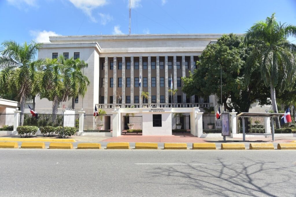 minerd-anuncia-la-reanudacion-de-la-docencia-en-todo-el-territorio-nacional