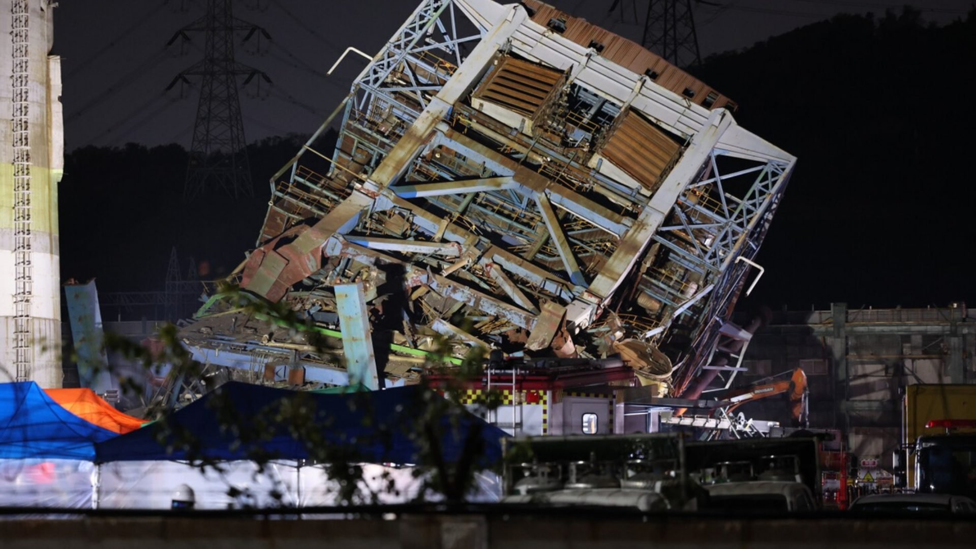 video:-al-menos-tres-muertos-tras-derrumbe-en-una-planta-termoelectrica-en-corea-del-sur