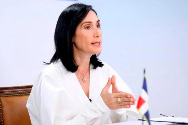 raquel-arbaje-insta-al-turismo-familiar-y-advierte-que-el-pais-“no-sera-paraiso-para-pedofilos”