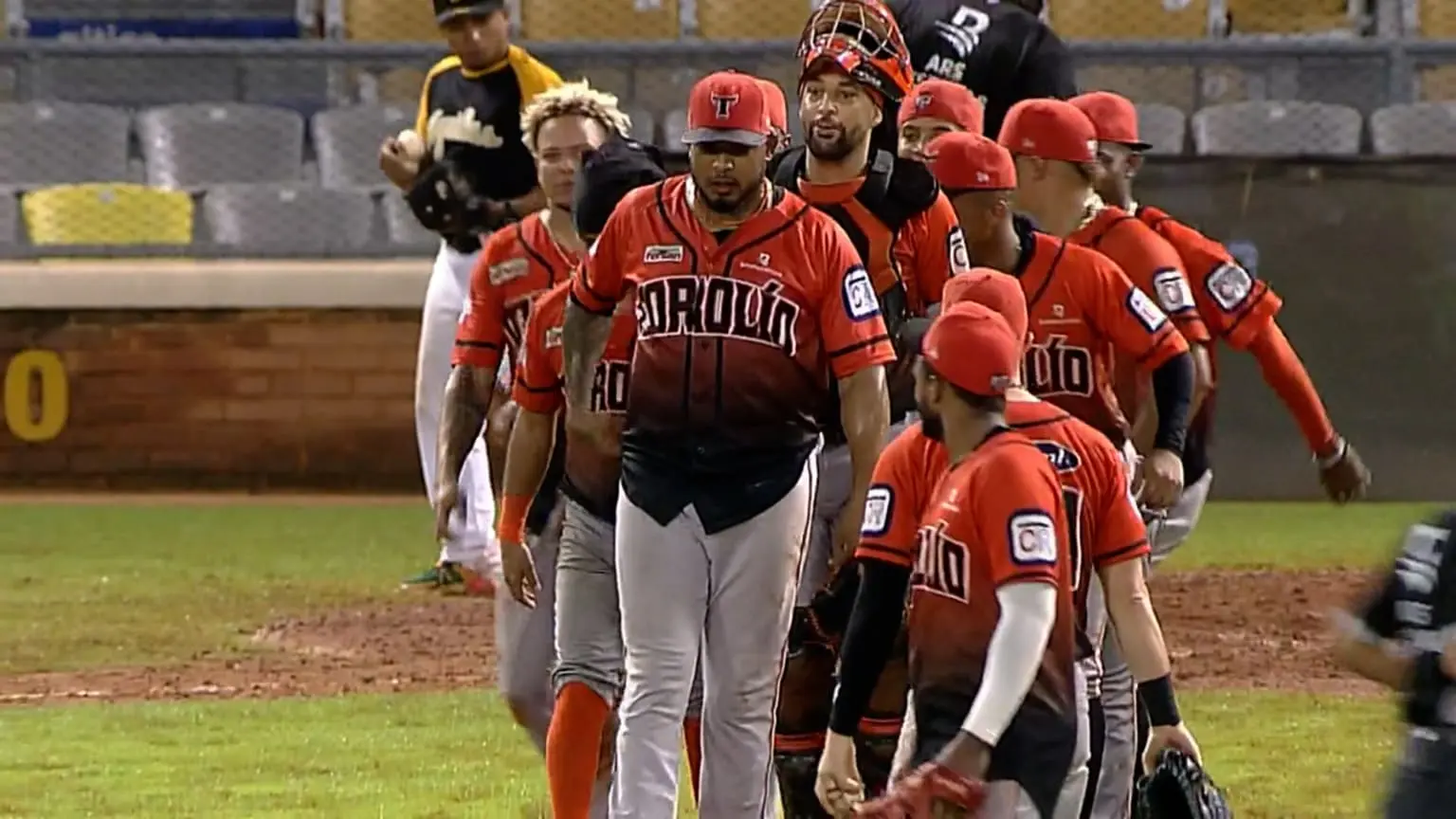 toros-siguen-en-busca-de-la-cima;-aguilas-resbalan,-pero-siguen-lideres