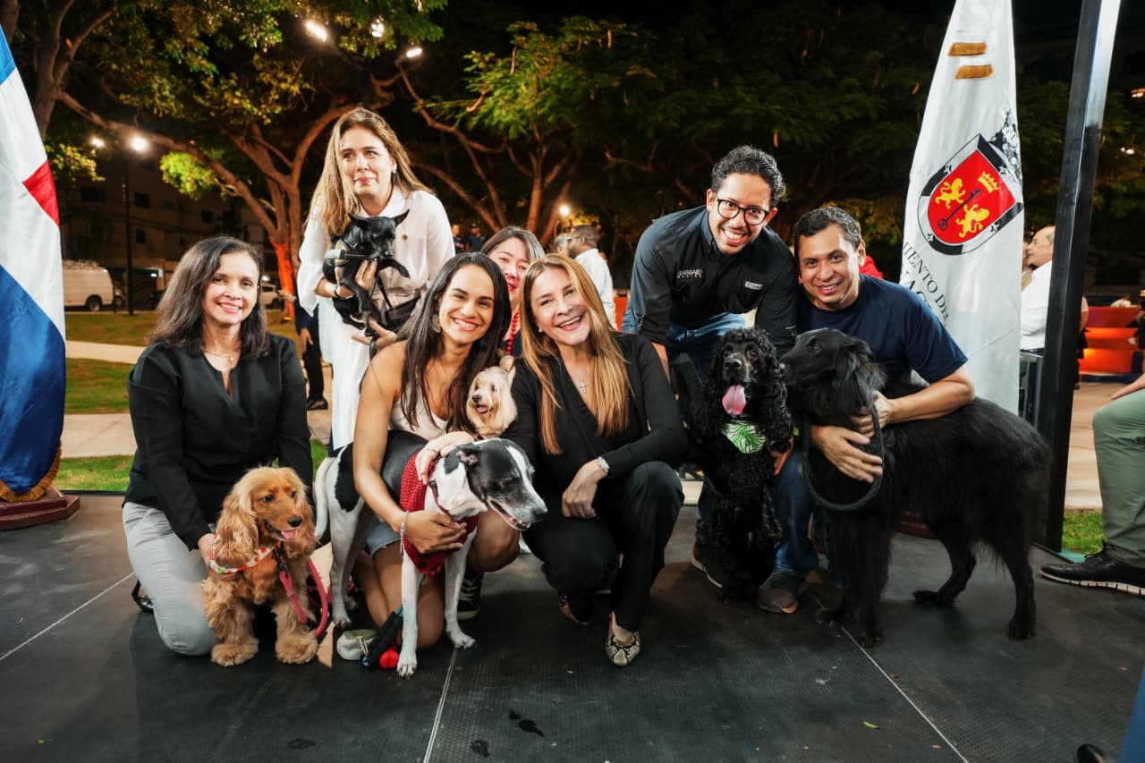 carolina-mejia-inaugura-parque-taino-en-los-cacicazgos