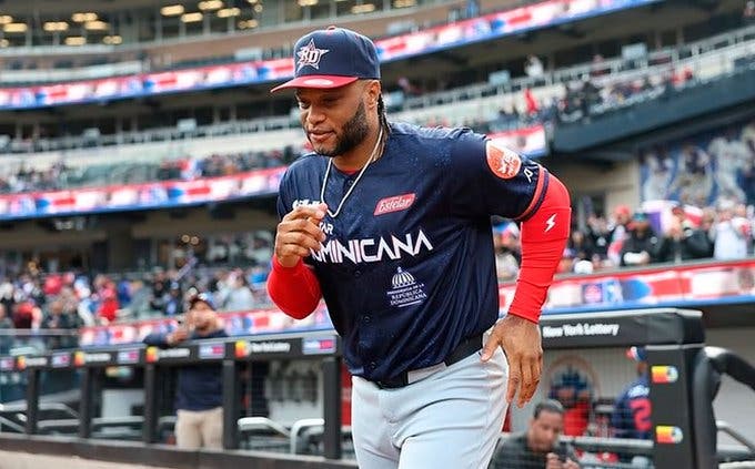 «un-lugar-especial»:-robinson-cano-expresa-la-profundidad-del-homenaje-recibido-en-la-gran-manzana