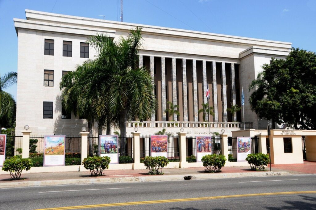 minerd-extiende-plazo-para-completar-datos-de-evaluacion-docente