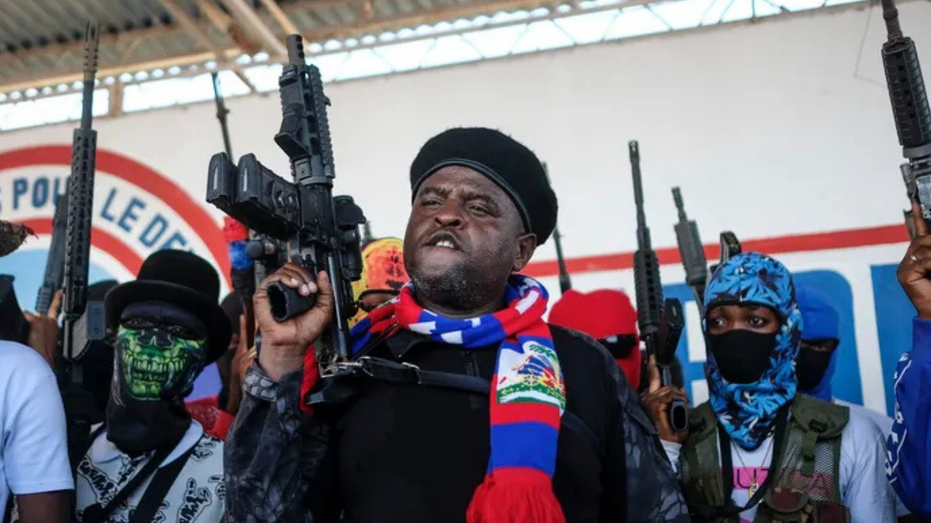 no-salga-hoy-de-casa:-banda-en-haiti-declaran-«guerra-total»-y-emiten-advertencia-a-eeuu