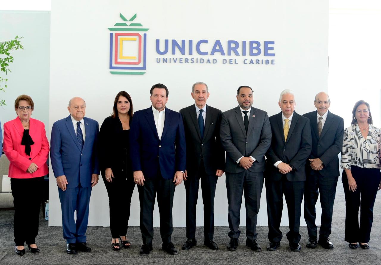 unicaribe-presenta-nuevo-rector-2025–2027-y-reafirma-su-compromiso-con-la-innovacion-educativa