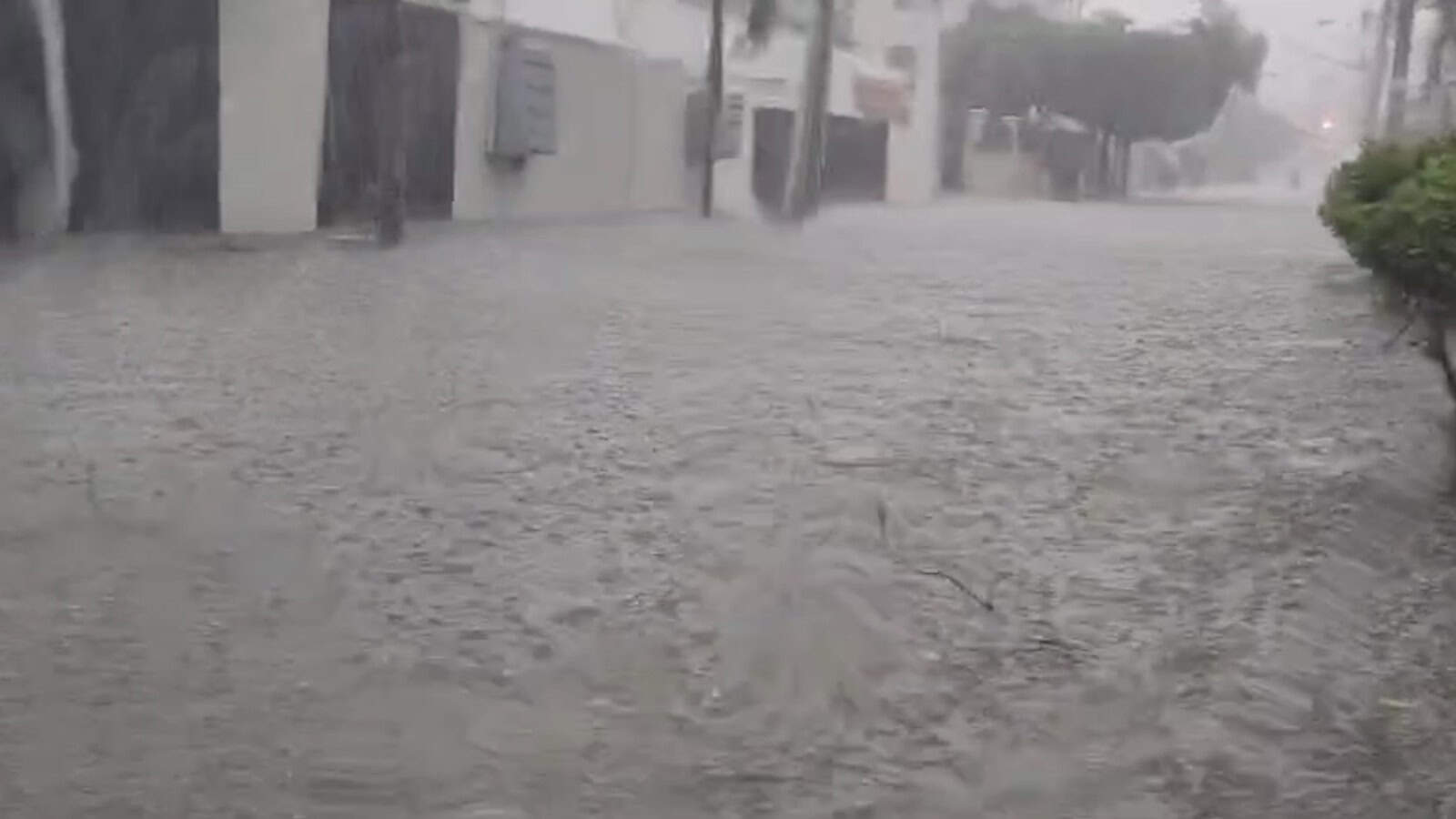 inundaciones-en-santiago-por-lluvias-dejan-mas-de-300-viviendas-afectadas