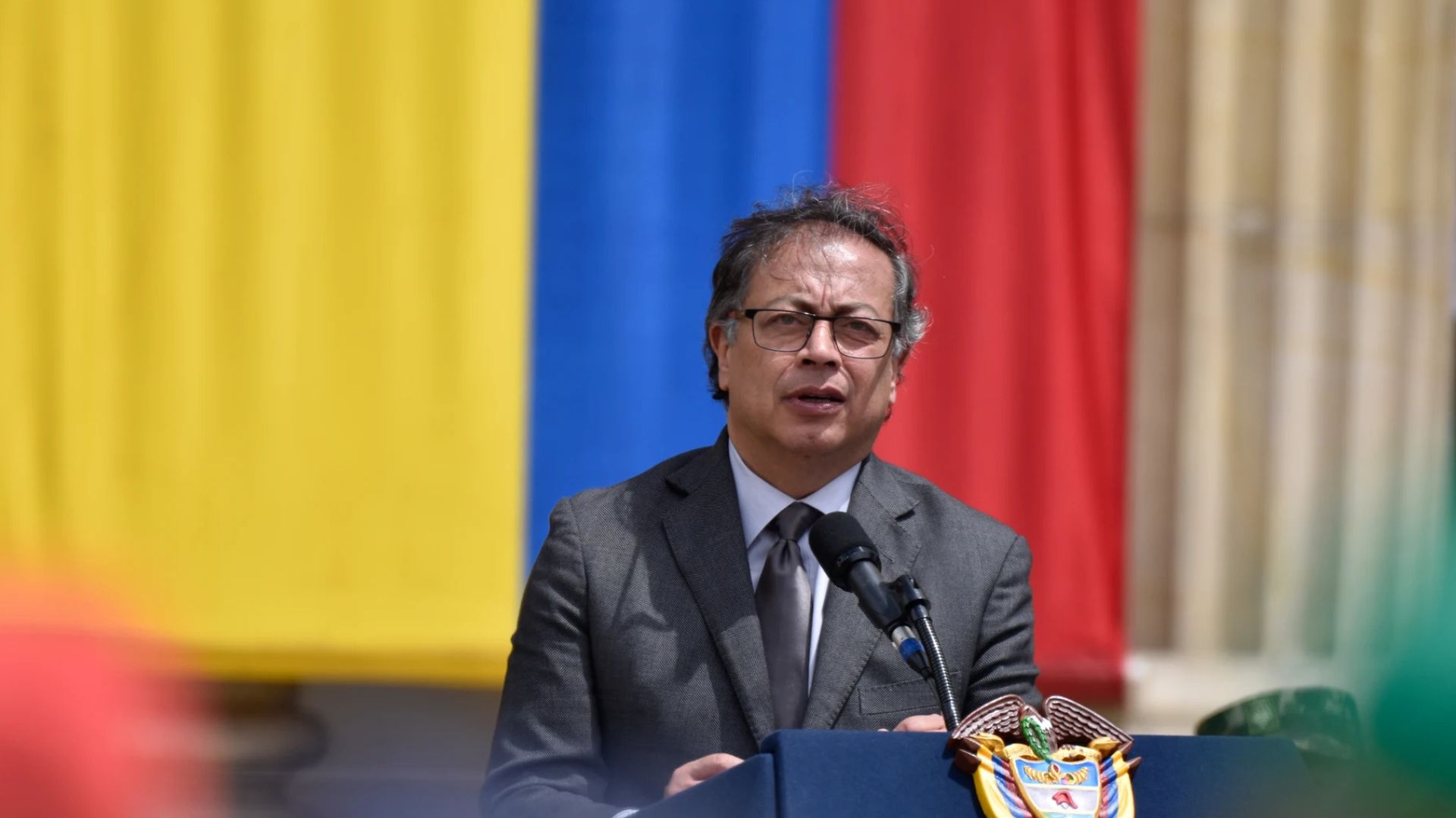 burdel-y-tiendas-de-lujos-entre-gastos-personales-del-presidente-gustavo-petro