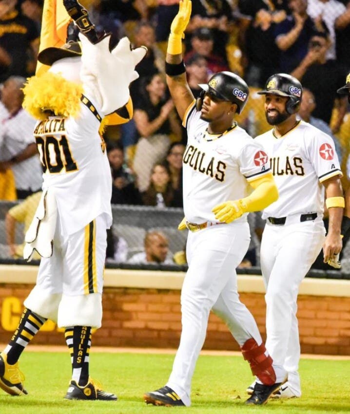 aguilas-cibaenas-no-ceden;-cesar-y-gavin-se-lucen-en-la-lomita