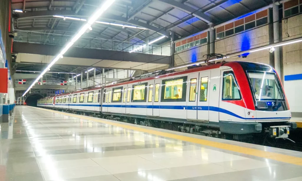 otra-falla-en-el-metro:-pasajeros-deben-evacuar-tren-en-linea-1
