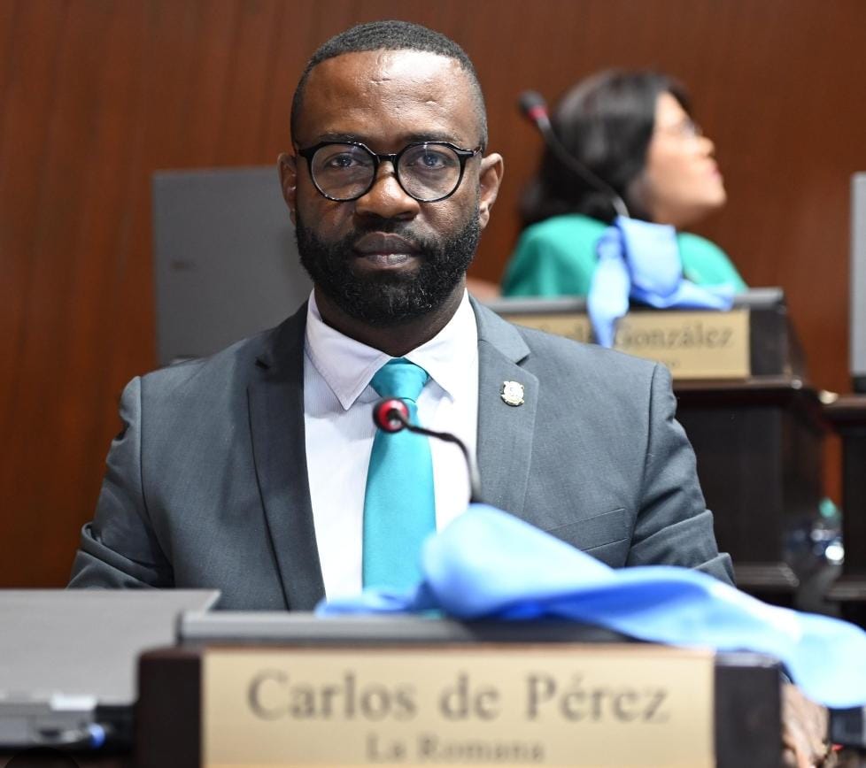 carlos-de-perez-pide-frenar-codigo-procesal-del-senado