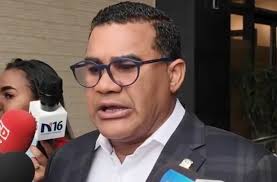 diputado-alerta-que-pandillas-haitianas-convierten-la-carretera-internacional-en-un-“corredor-de-muerte”