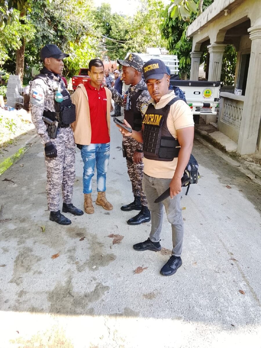 arrestan-en-villa-altagracia-a-“doble-filo”,-implicado-en-secuestro-de-dos-jovenes-en-pedro-brand