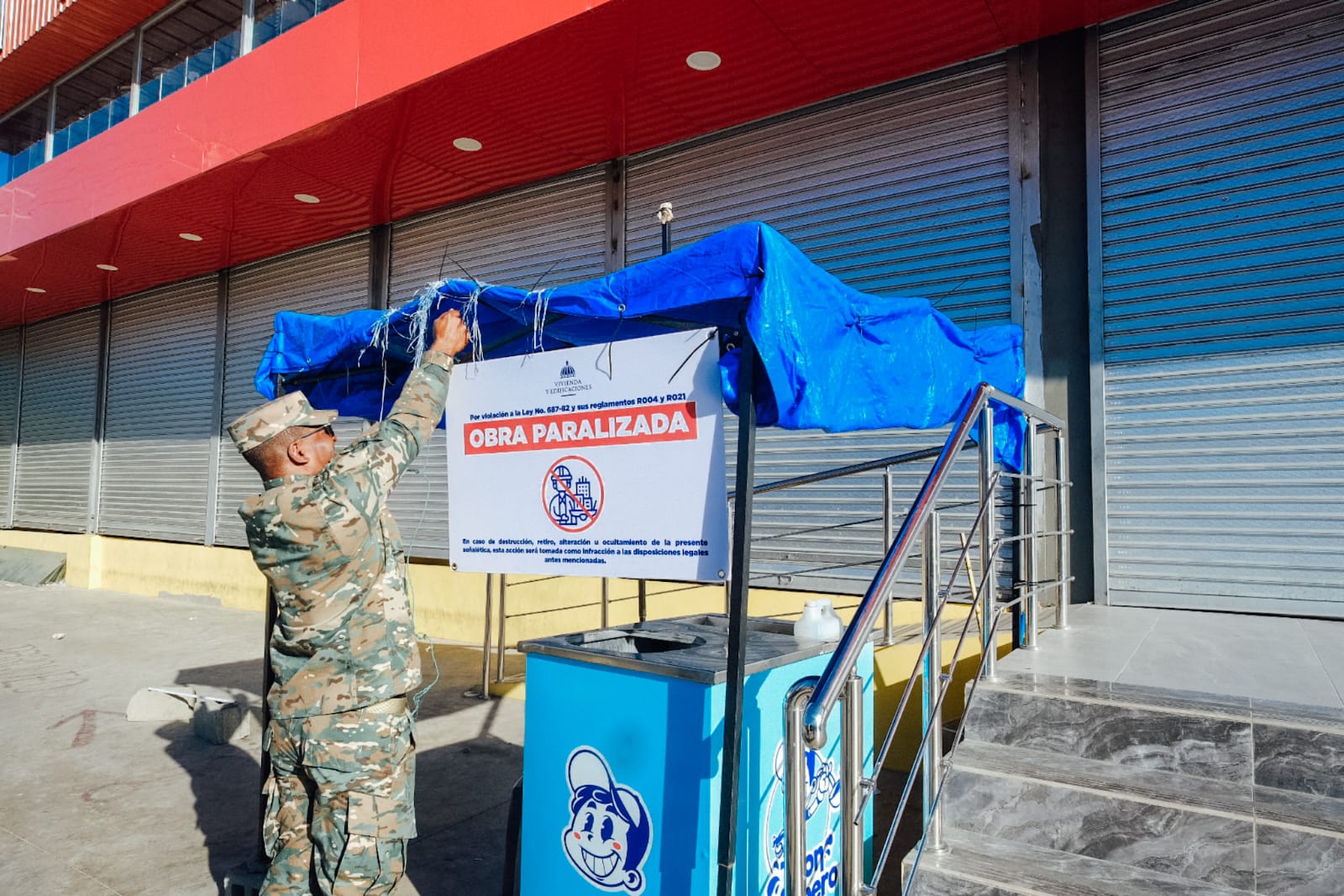 mived-clausura-plazas-comerciales-en-santiago-por-incumplir-normativas