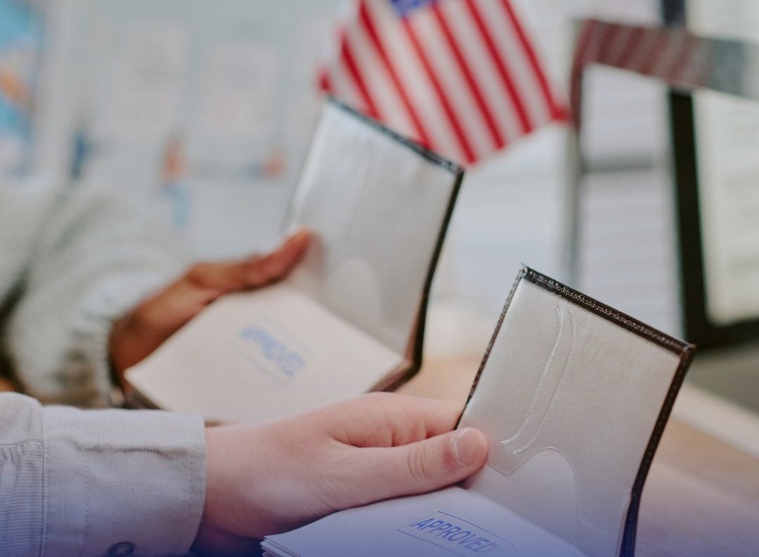 fiscales-rechazan-plan-de-trump-para-reducir-el-salario-de-los-campesinos-con-visa-h-2a
