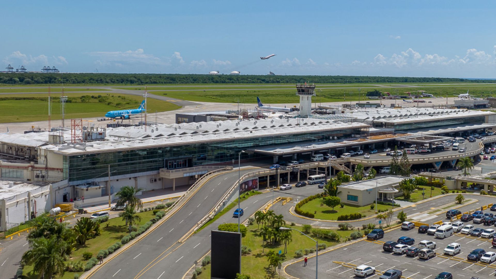 preocupacion-tras-rd-permitir-a-eeuu.-uso-de-aeropuertos