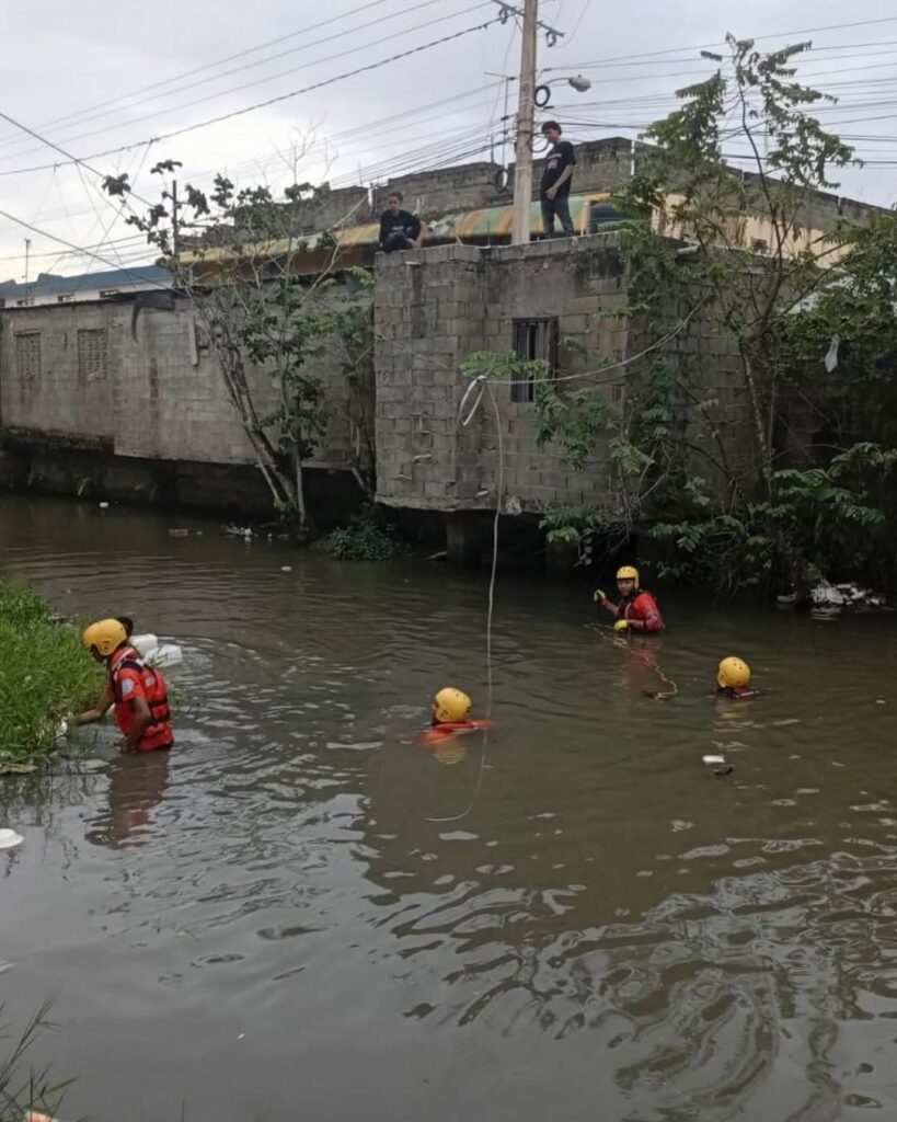 defensa-civil-busca-a-nino-que-habria-caido-en-canal-de-las-guaranas