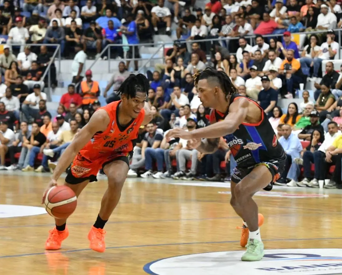 la-villa-avanza-a-la-final-torneo-basket-de-la-vega