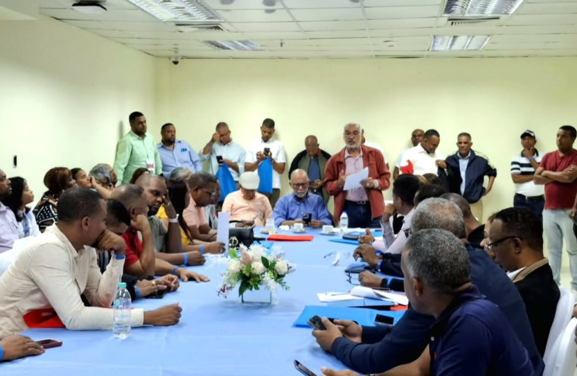 corriente-eugenio-maria-de-hostos-participa-en-pleno-nacional-de-dirigentes-de-adp