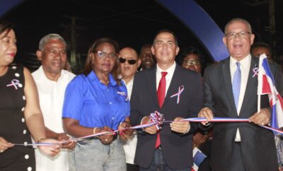 inaugura-plaza-los-trinitarios-en-haina