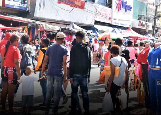 gran-dinamismo-en-comercios-de-la-avenida-duarte