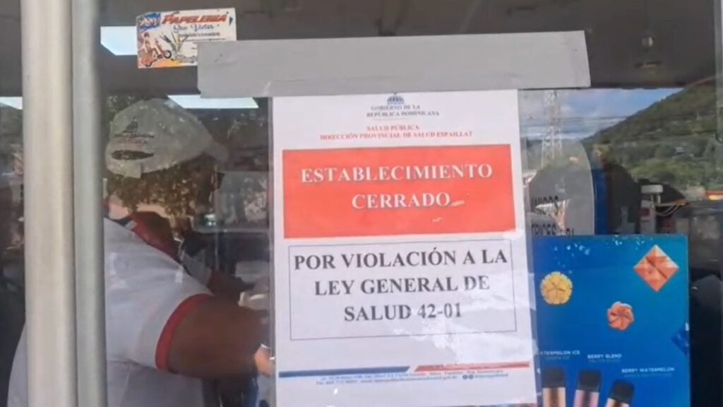 cierran-de-manera-temporal-establecimiento-comercial-por-multiples-violaciones-a-la-ley-de-salud-en-espaillat
