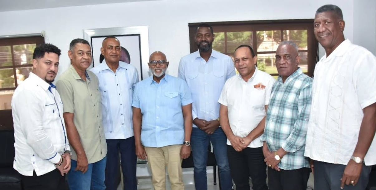 angel-de-la-cruz-sera-el-presidente-del-comite-organizador-del-torneo-de-baloncesto-superior