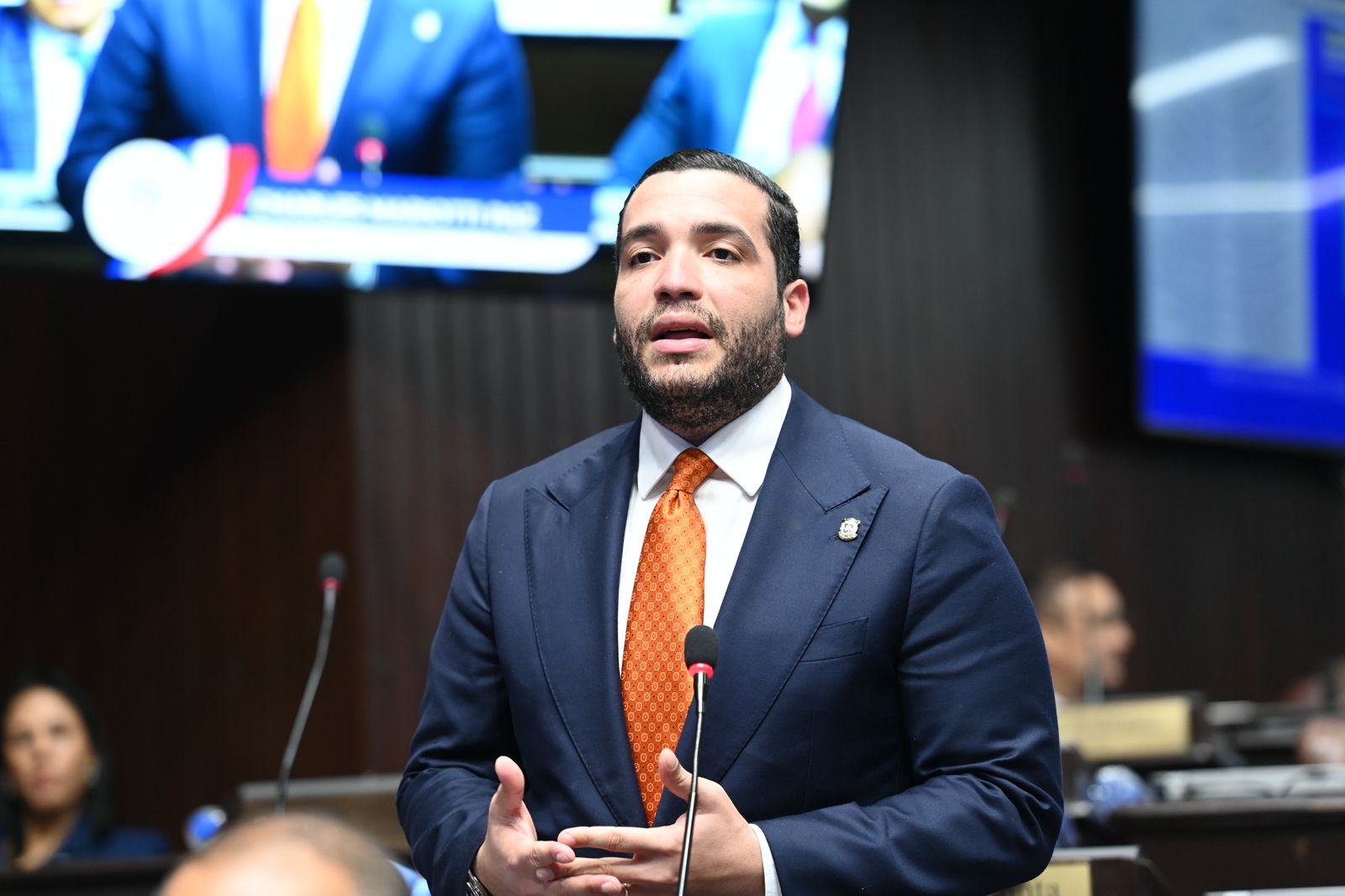 mariotti-jr.-enciende-el-congreso:-rechaza-prestamo-de-rd$401-mil-millones-por-“ilegal-e-irresponsable”