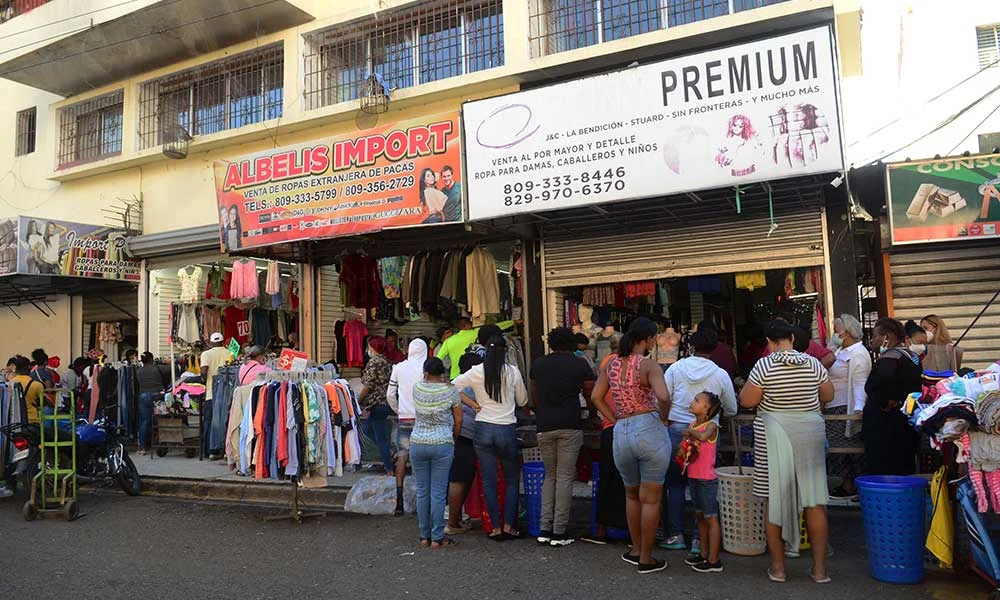 reportaje-comerciantes-se-quejan-por-bajas-ventas-y-compradores-de-precios-altos